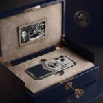 «Эпоха Жириновского» за 600 тысяч — когда смартфон превращается в мемориал