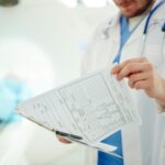 Врачи возвращаются к пациентам