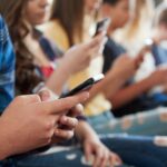 Ограничения в интернете стали пугать сильнее пандемии 📱