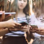 Откупиться от смартфона машиной или квартирой 📱