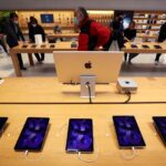 Искусственный интеллект взвинтил цены на компьютеры и планшеты Apple